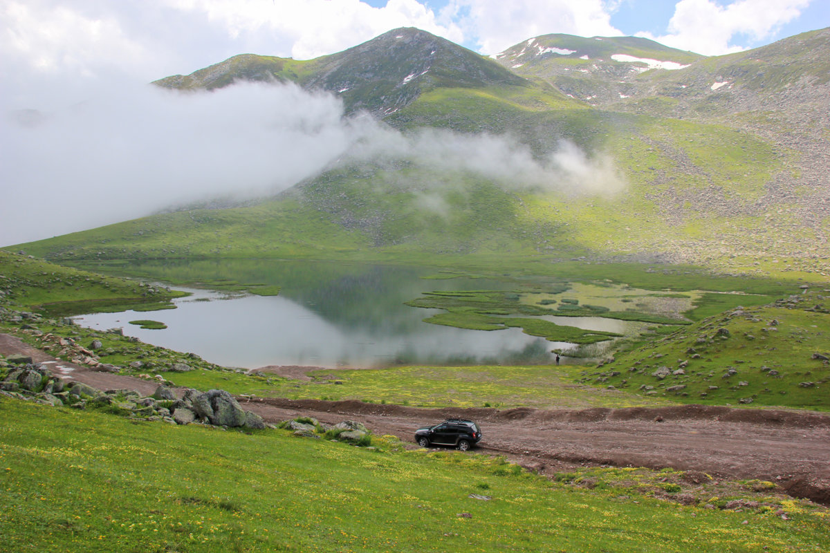 Koçdüzü Yaylası Adalı Göl