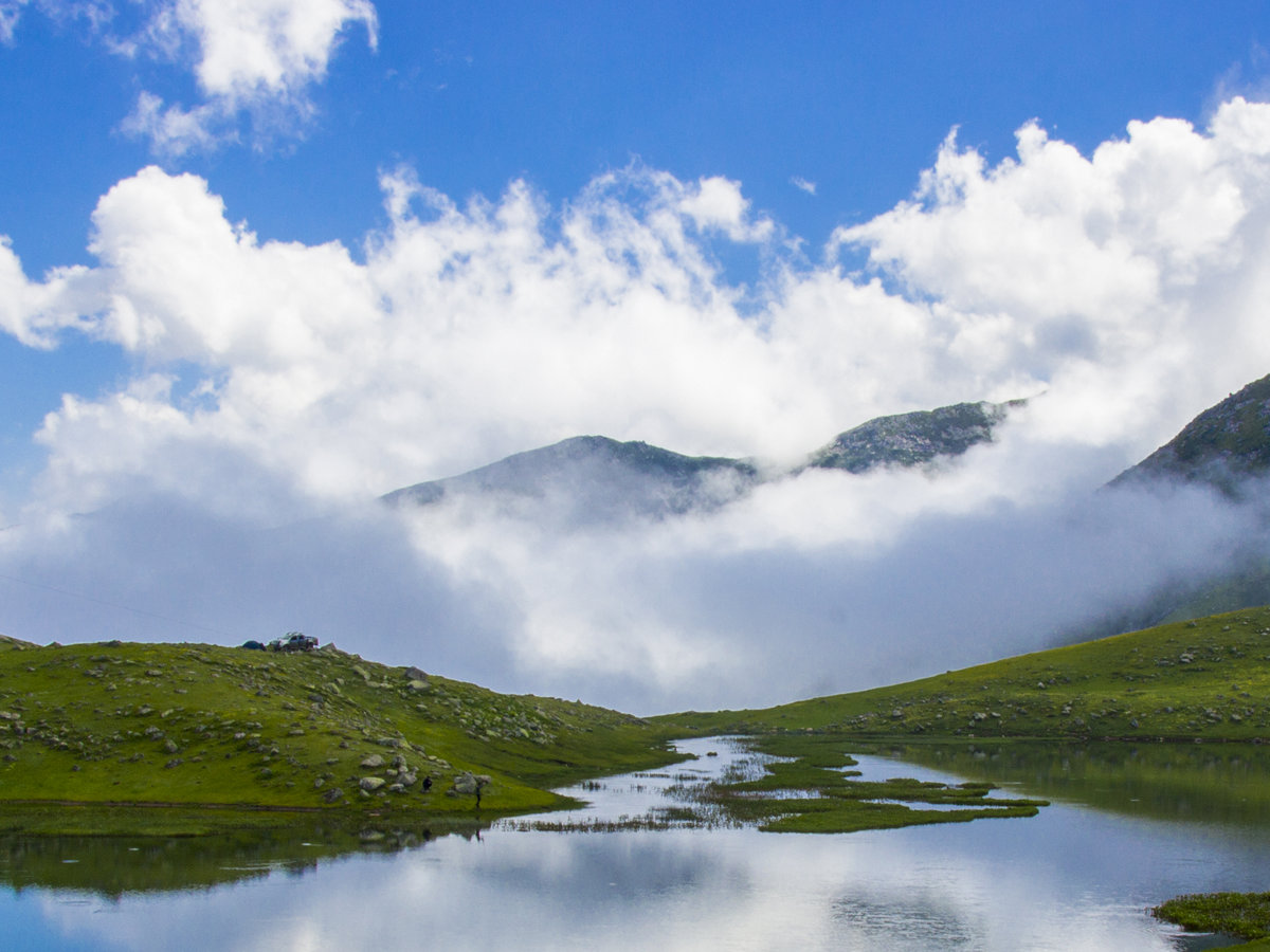 Koçdüzü Yaylası Adalı Göl